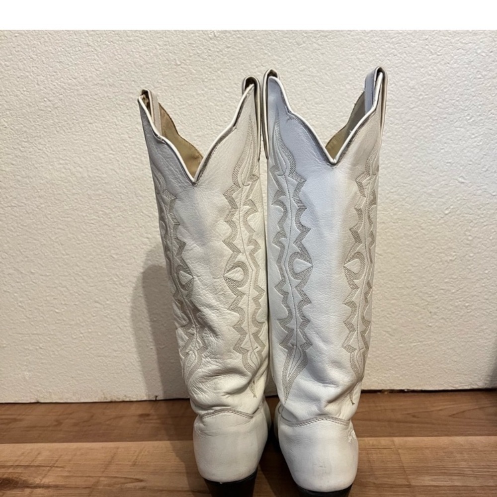 White Heeled Boots - Picture 3 of 12